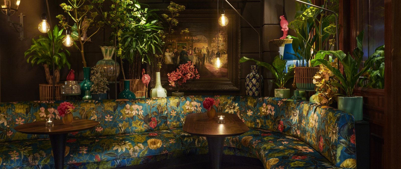 Interior design Maria's Bar At boutique Hotel Estheréa Amsterdam