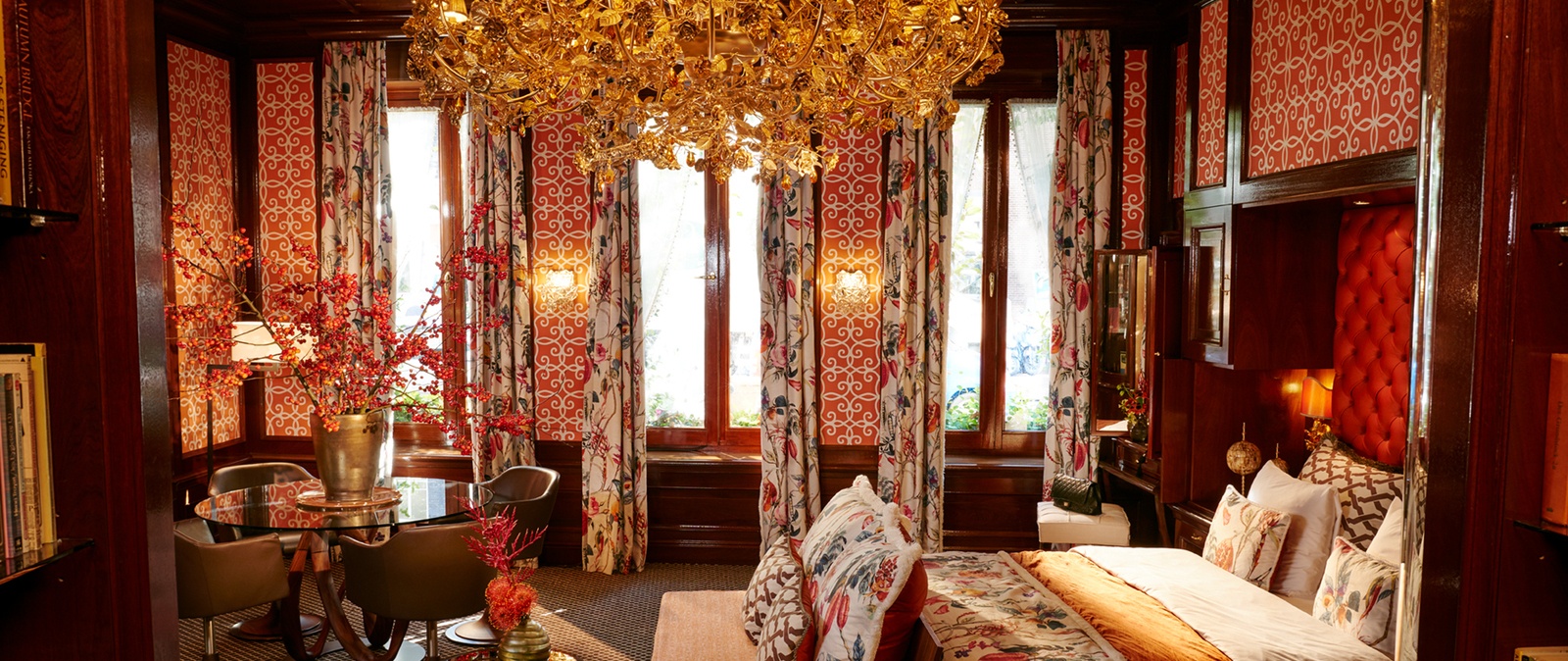 The Van Oranje Suite at The Estherea Hotel in Amsterdam City Centre